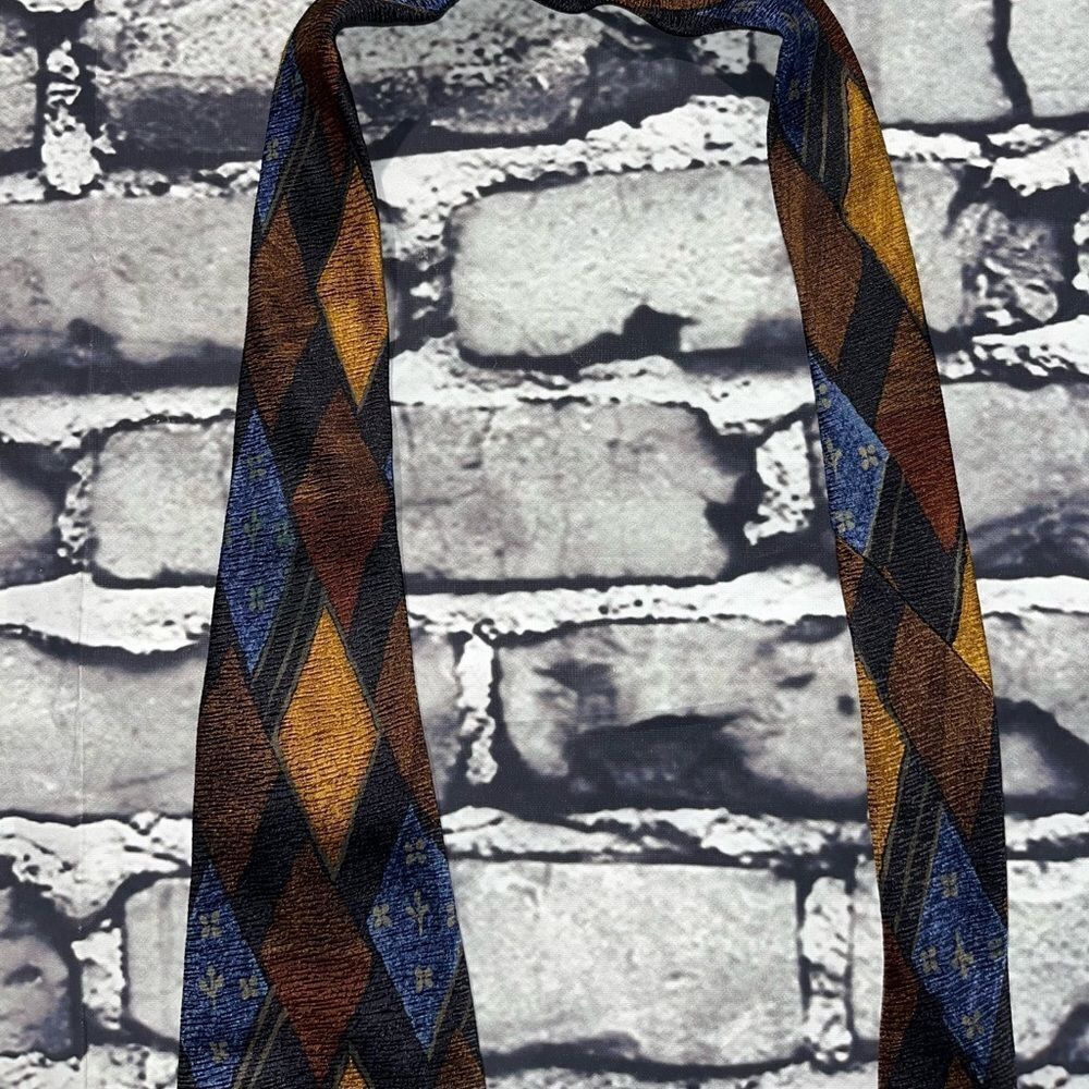 Hugo Boss Tie - Picture 5 of 7